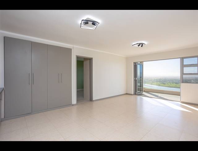 4 BEDROOM TOWNHOUSE FOR SALE IN MUIZENBERG